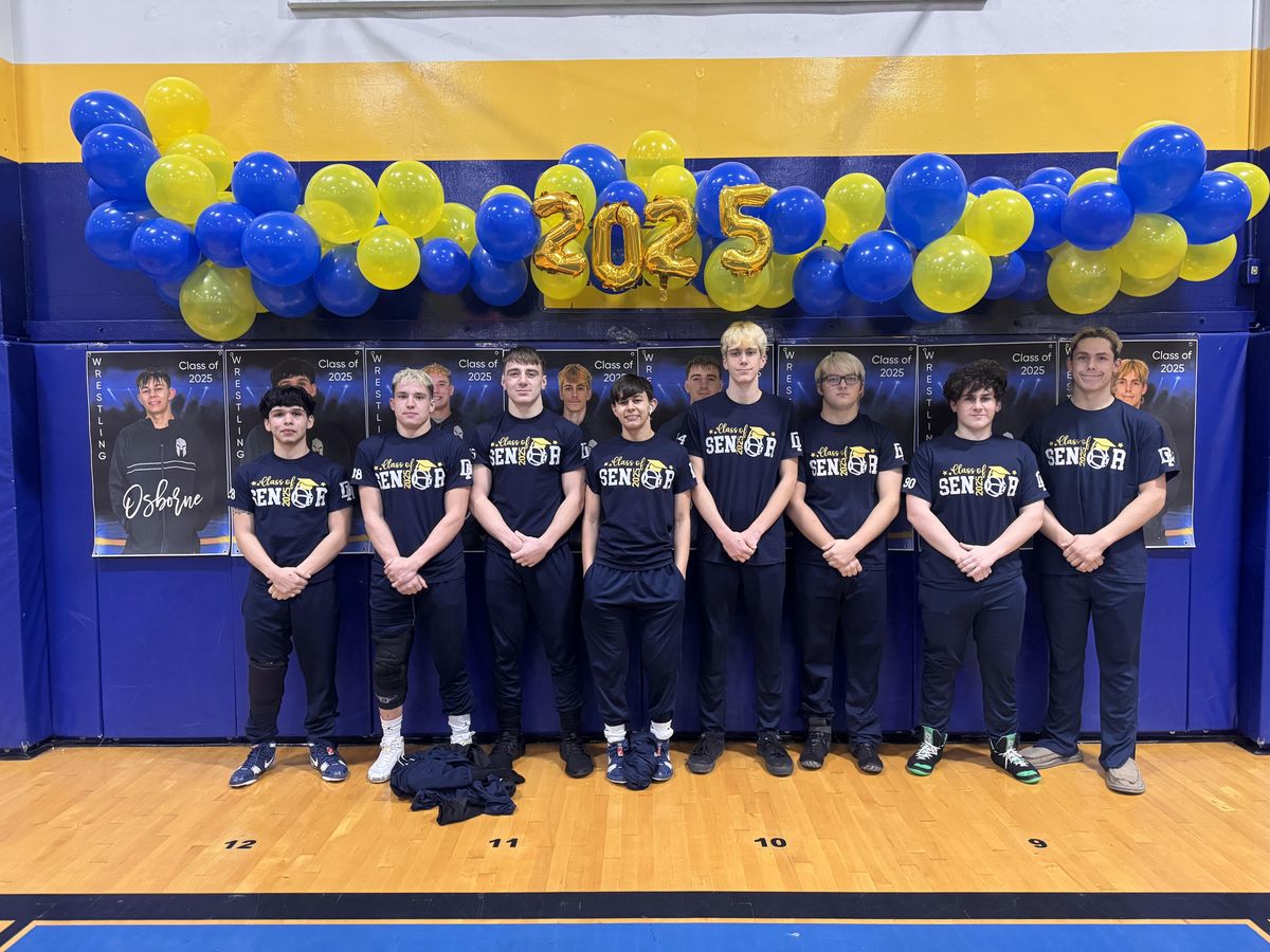 Del Norte seniors look to close out strong on the mats