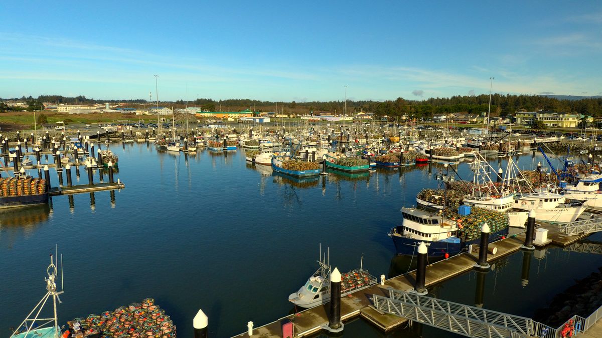 Photos: Boats getting ready the day before crab season