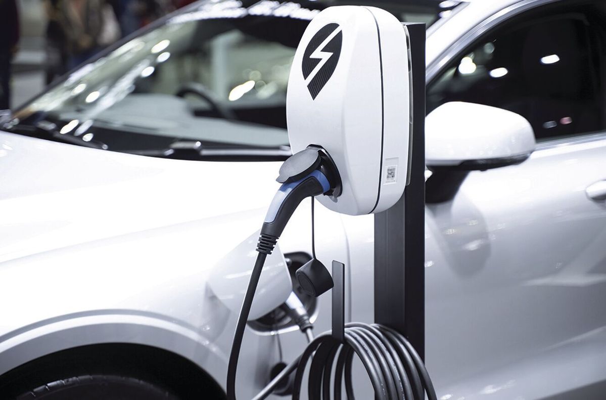 Oregon bans sales of new gas-powered cars by 2035