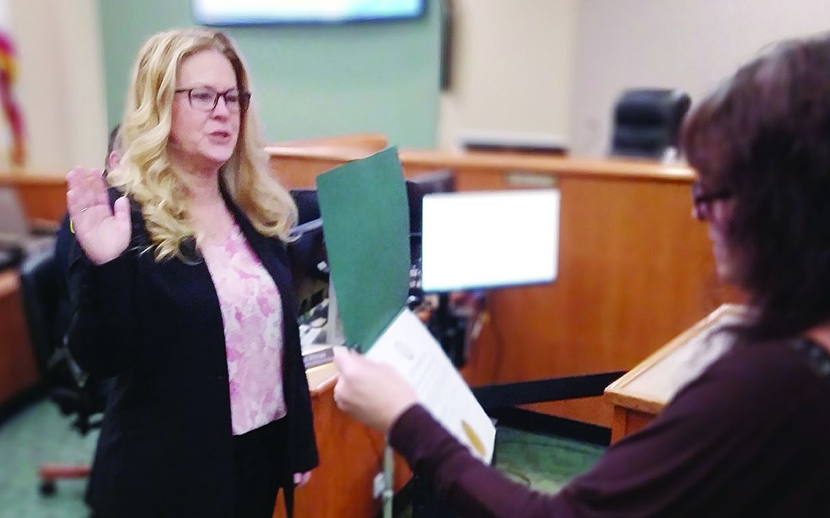 Schellong takes seat on council