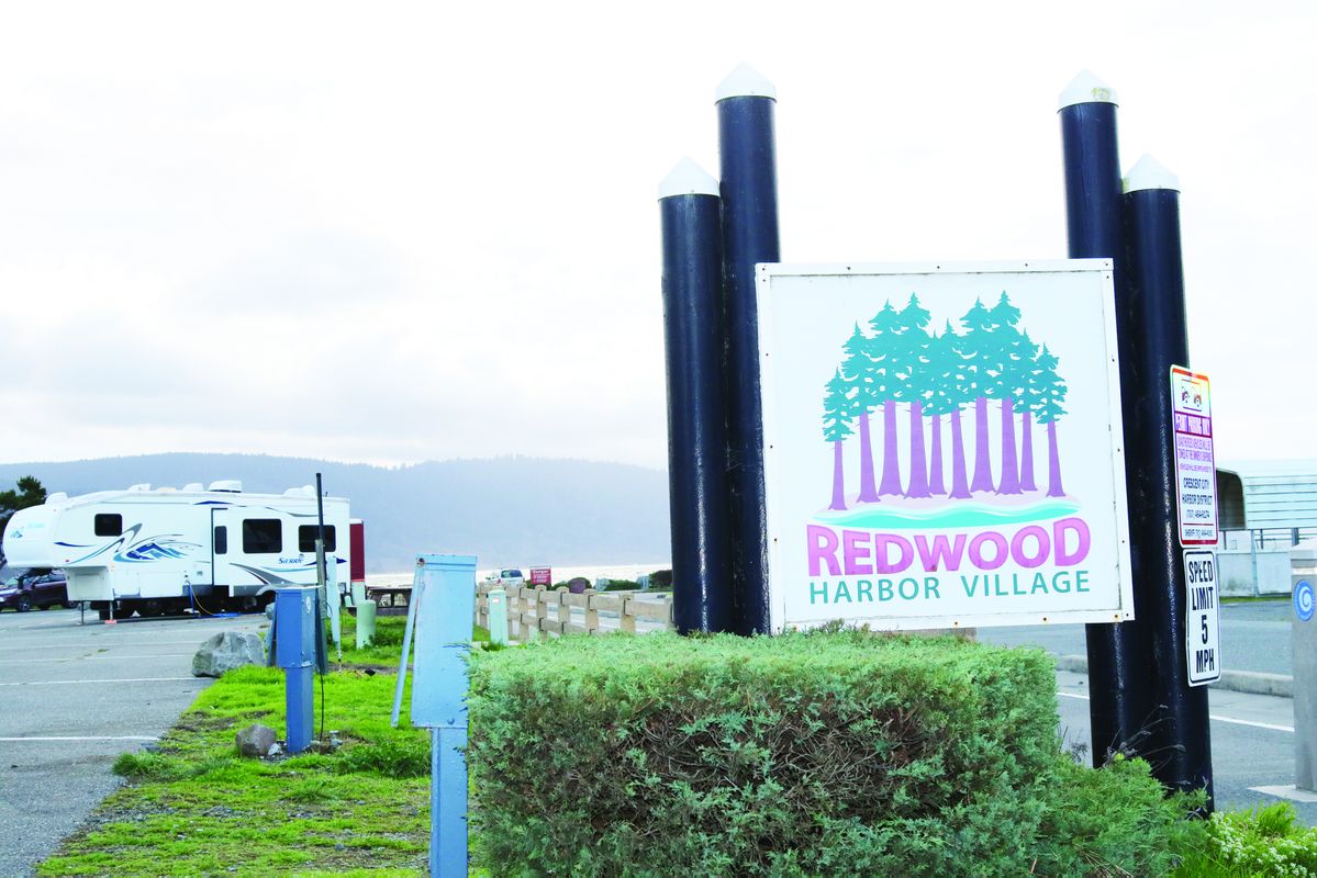 Harbor district begins evicting some long-term RV users