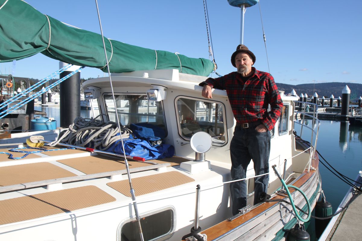 Sailor finds safe harbor before bomb cyclone hits