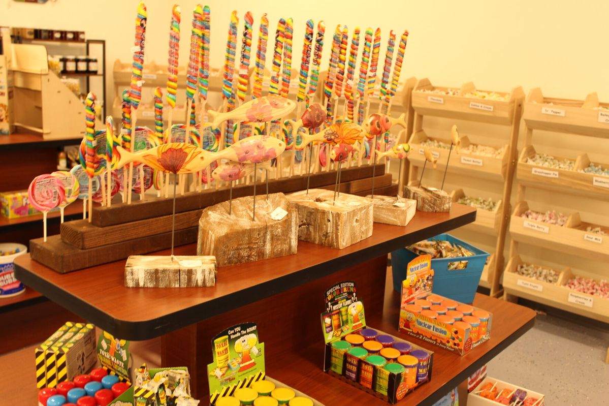 Candy shop owners extend business to Crescent City