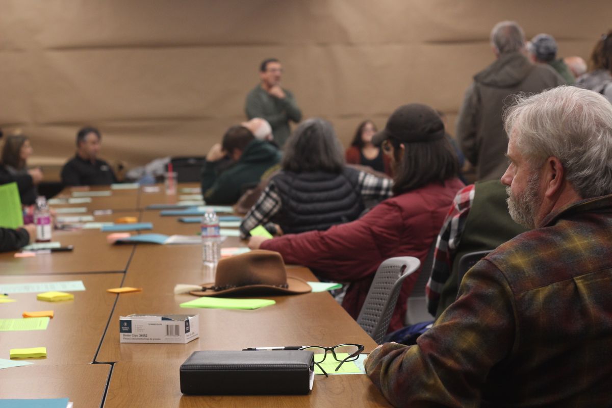 Wonder Stump Road meeting only spurs distrust
