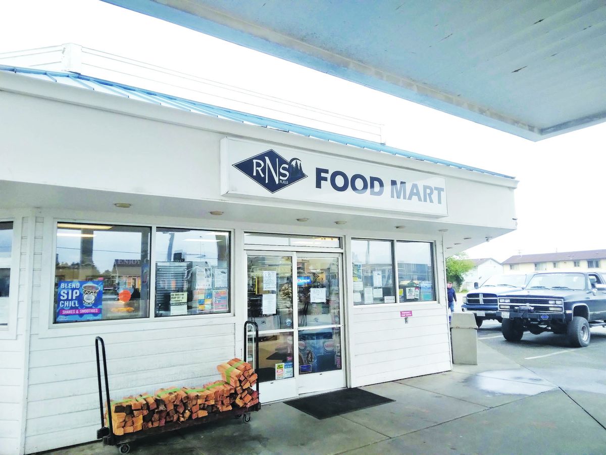 City seeks input from tobacco retailers