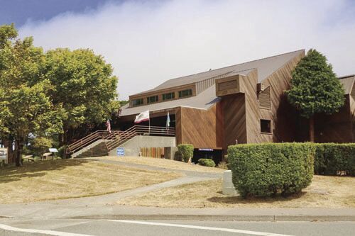 Council directs staff to amend Cultural Center agreement