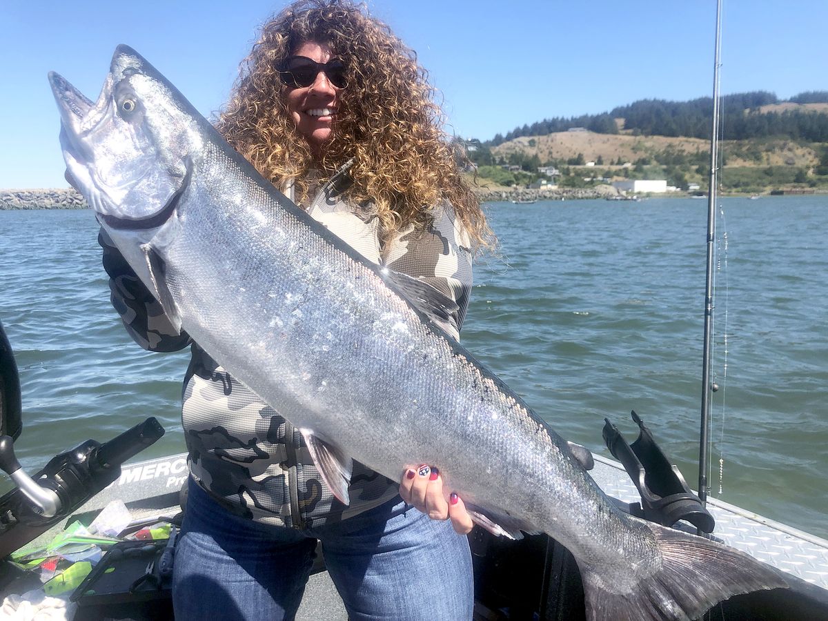 Slow week of fishing, but lots of bottomfish still caught on coast