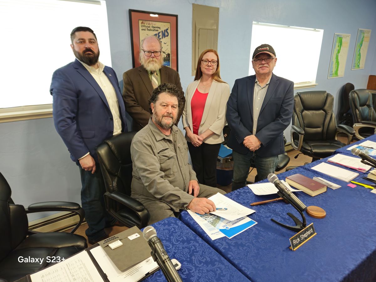 Harbor District Seats New Commissioners, Elects President and Secretary