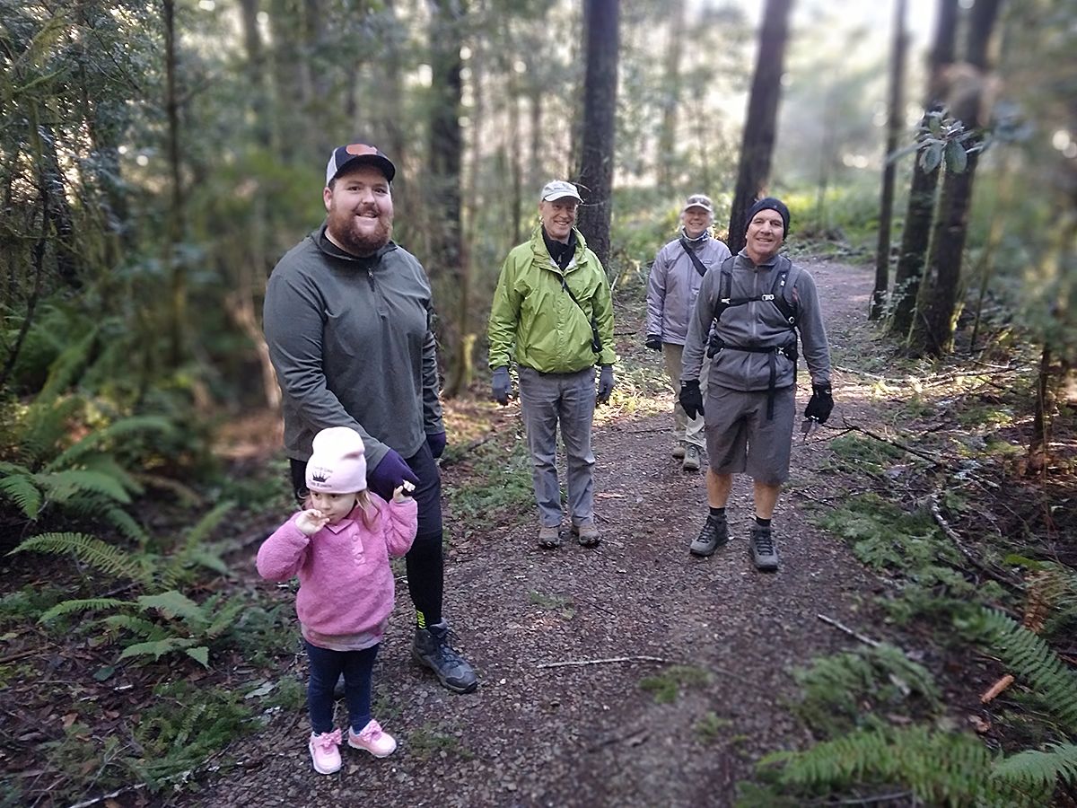 Del Norte Walking group inaugurates Hiouchi Trail