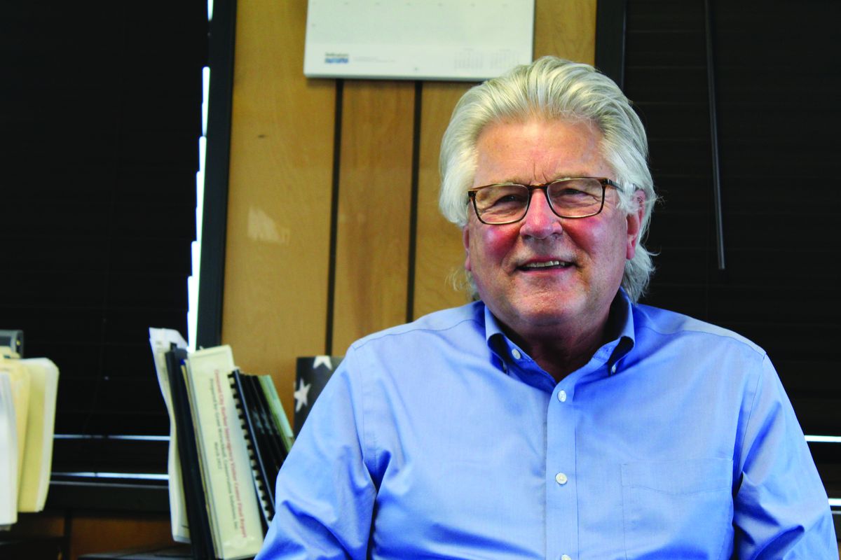 Helms retires from harbor district