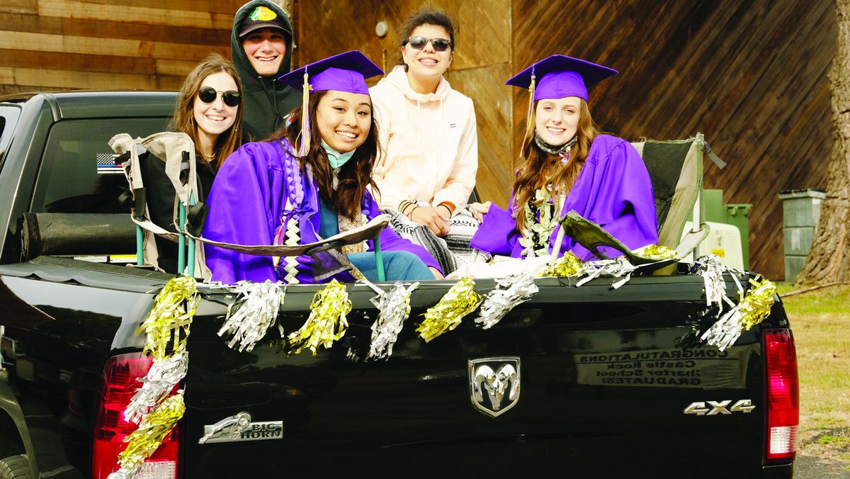 Castle Rock celebrates non-traditional graduation
