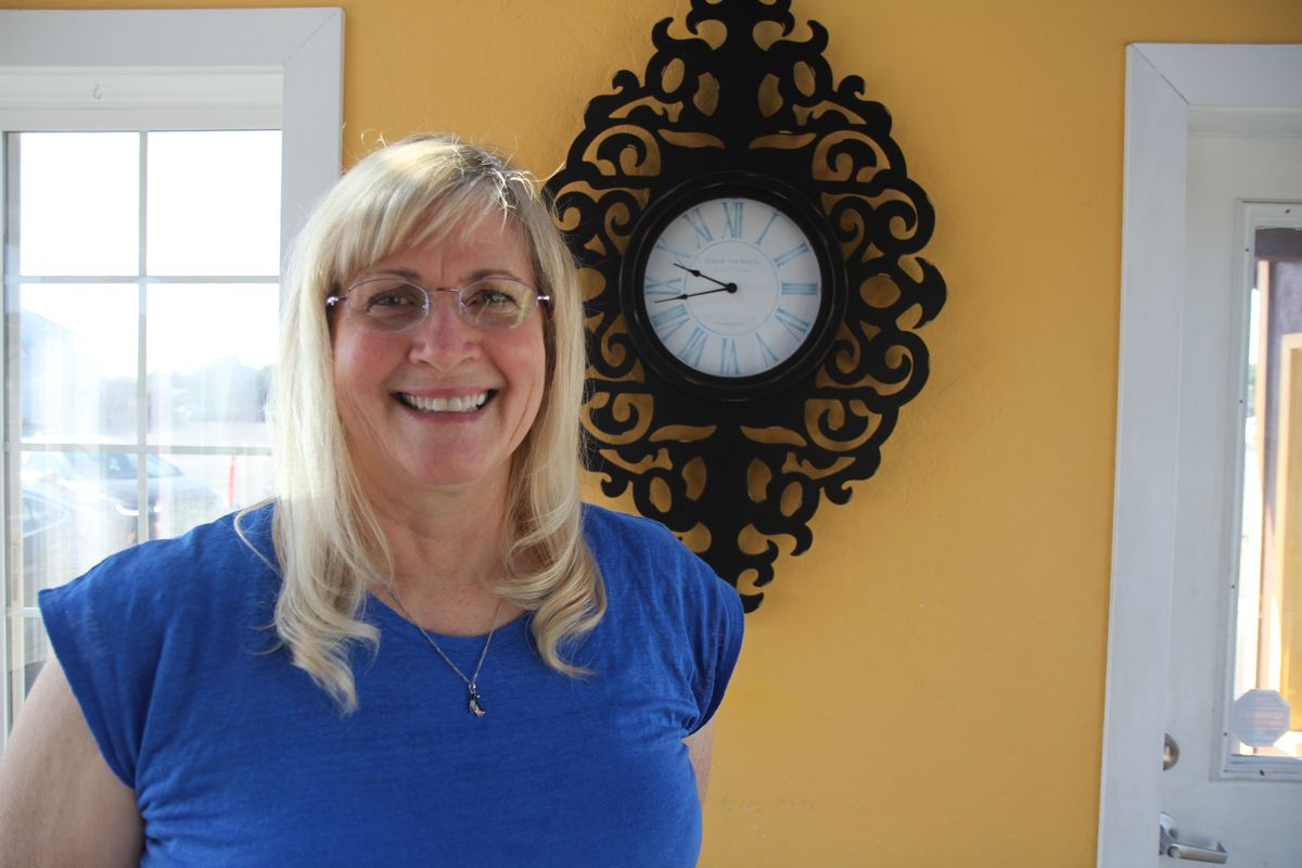 Crescent City author isn’t stumbling at all