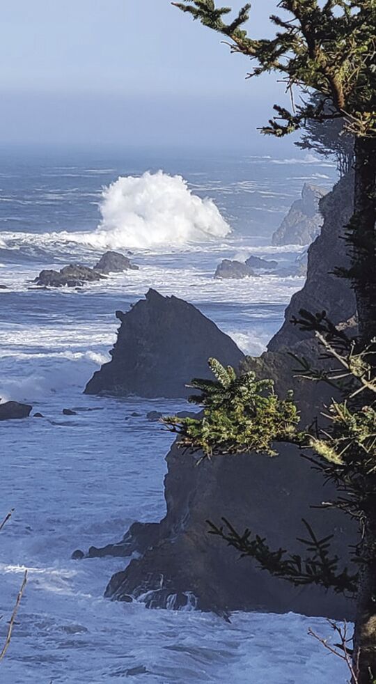 Tsunami threat passes with little impact
