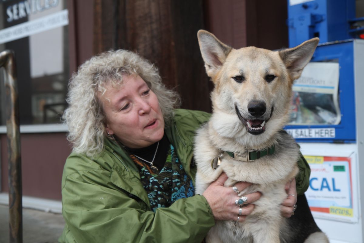 Pet advocate spearheads calendar fundraiser