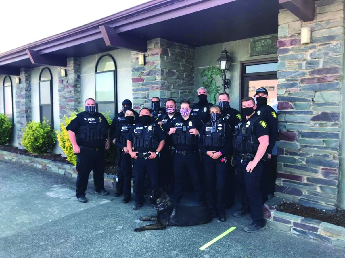 Council approves bonus plan for police hires