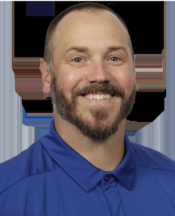 ‘Win for your teammates,’ says pro player and coach