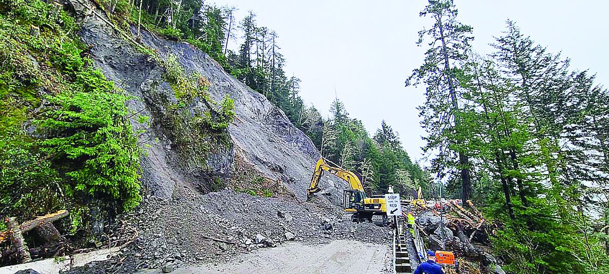 Last Chance Grade saw slides, closures