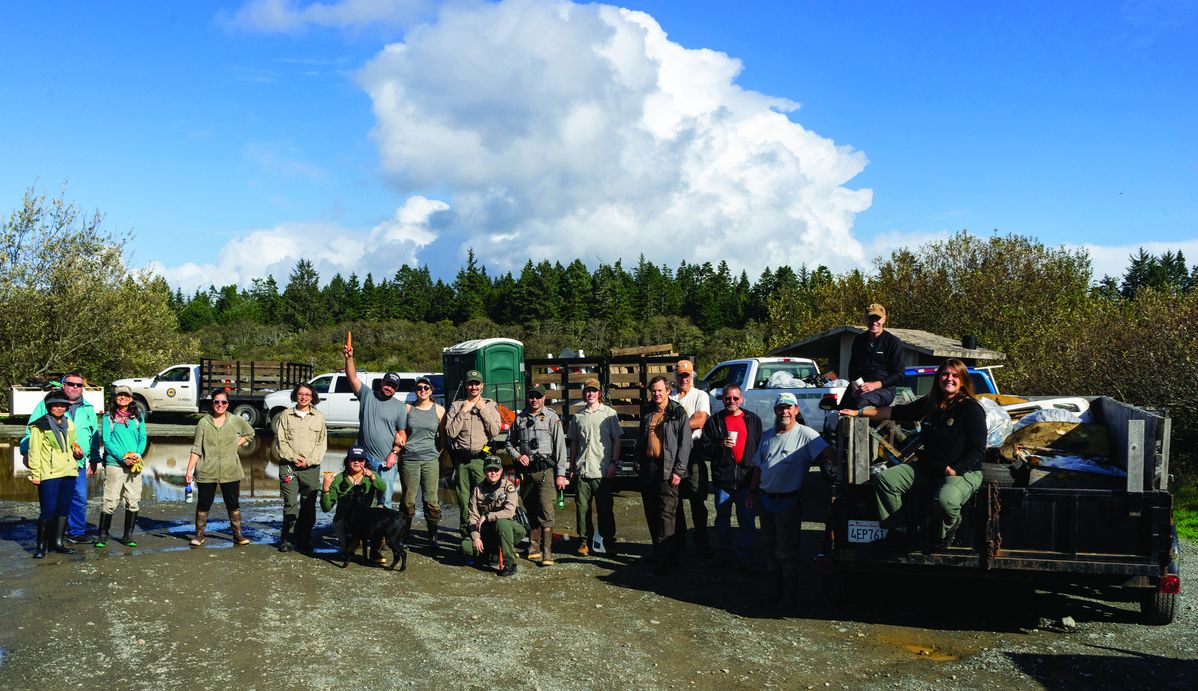 Cleaning up Tolowa Dunes