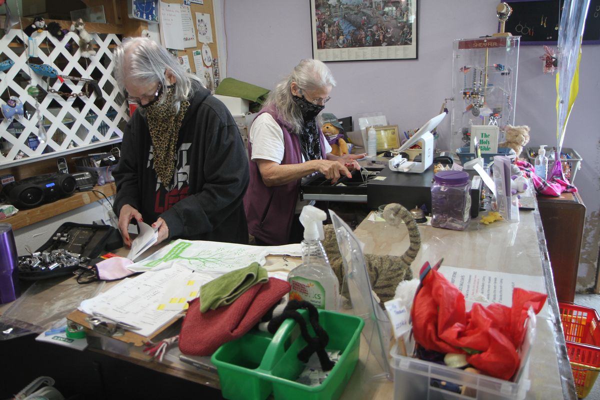 Cat ladies helping reduce Crescent City’s feral population