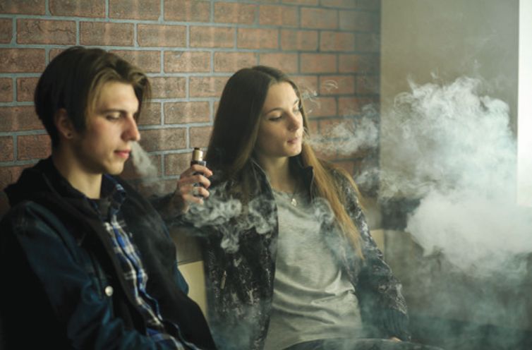 Why is Youth Vaping an Issue?