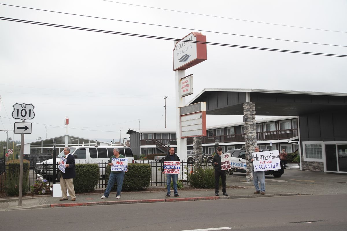 Supervisors approve purchase of downtown hotel for homeless housing