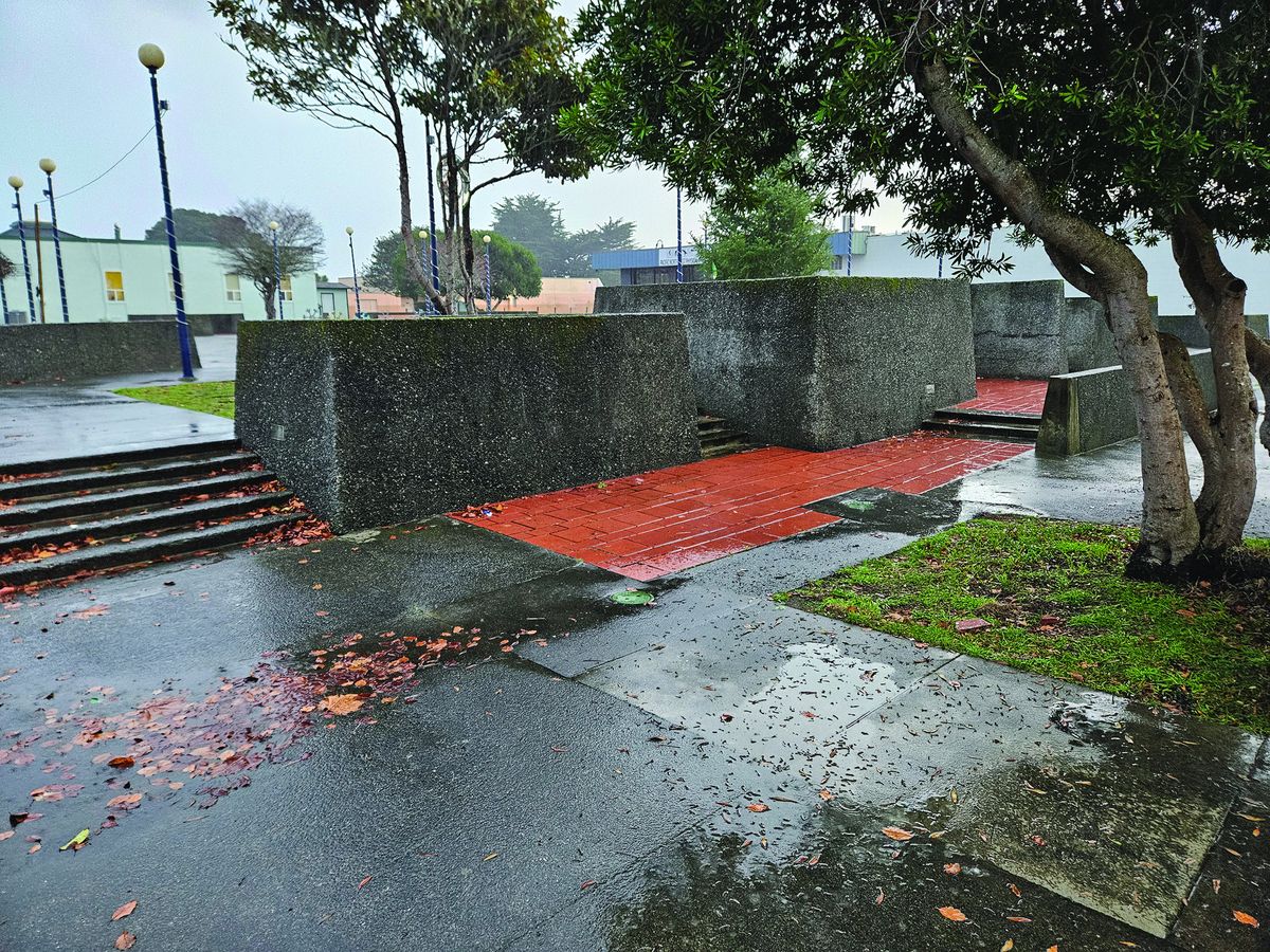 Council discusses options for Tsunami Landing Plaza