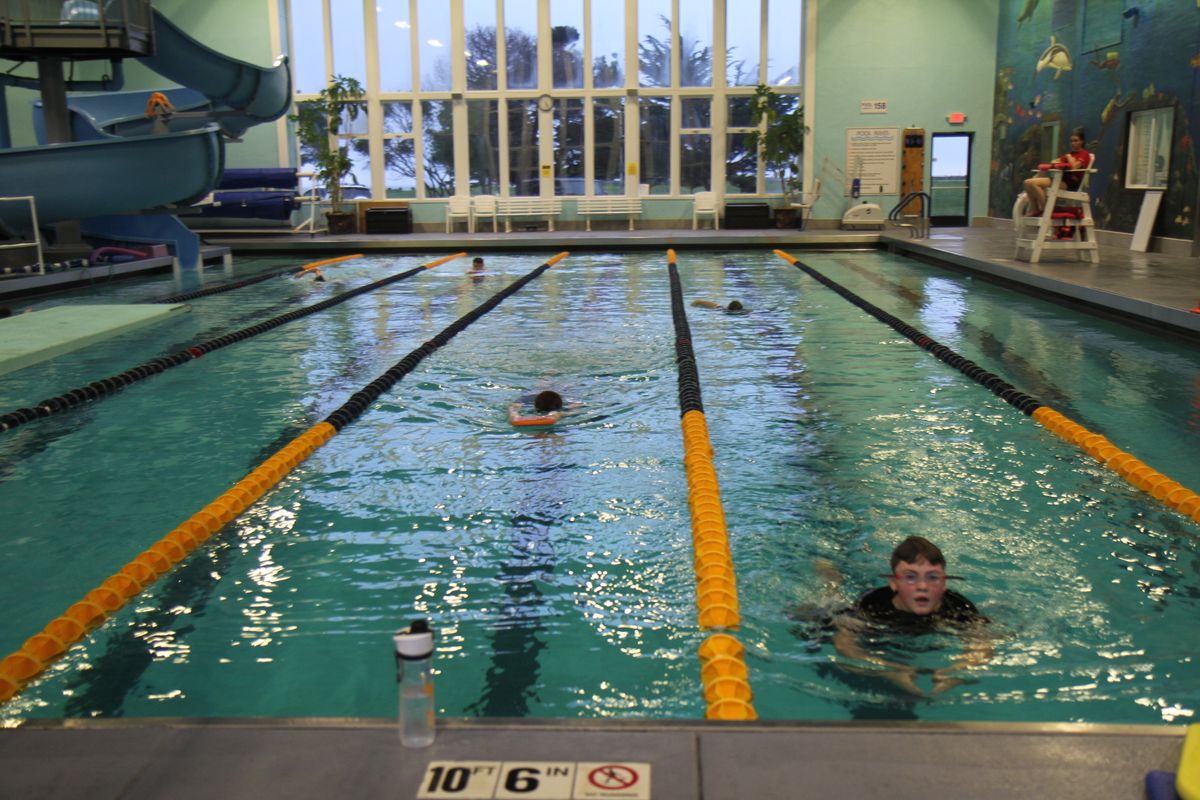 Swim team looking for more Sharks