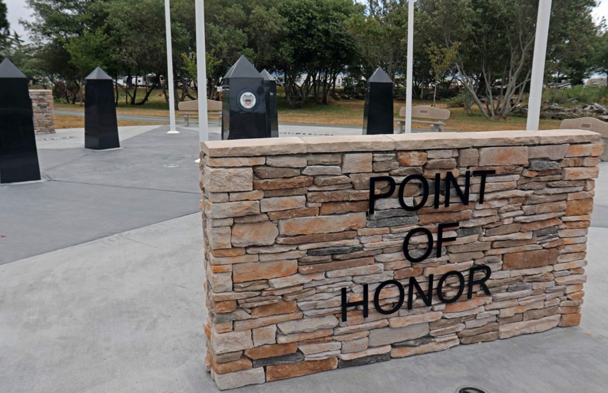 Patriotic memorial to be honored