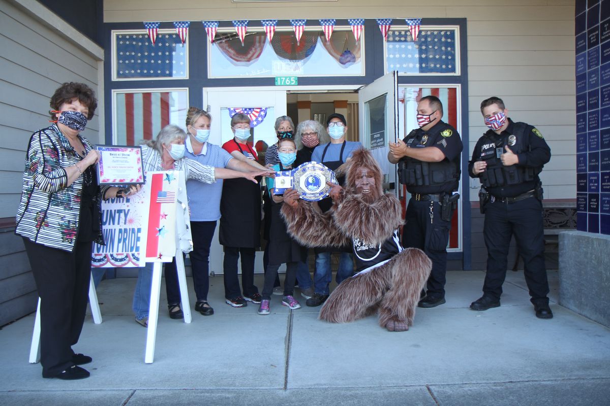 Senior Center awarded 'Best in Show' championship belt