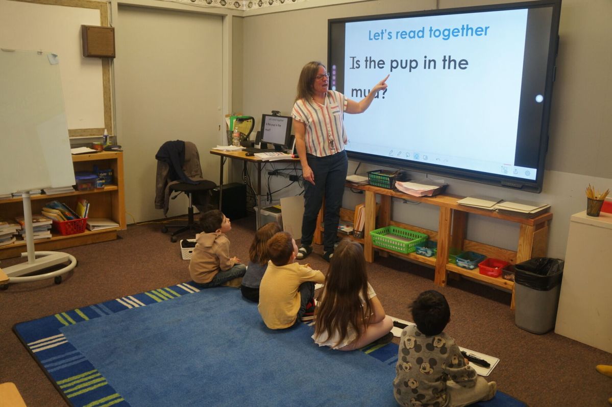 State council proposes new literacy requirements for teacher training and licensing